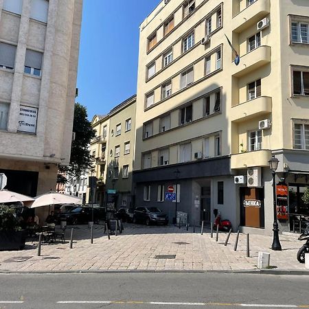 City Centre Elegance: Kosancicev Venac Studio Belgrado Exterior foto